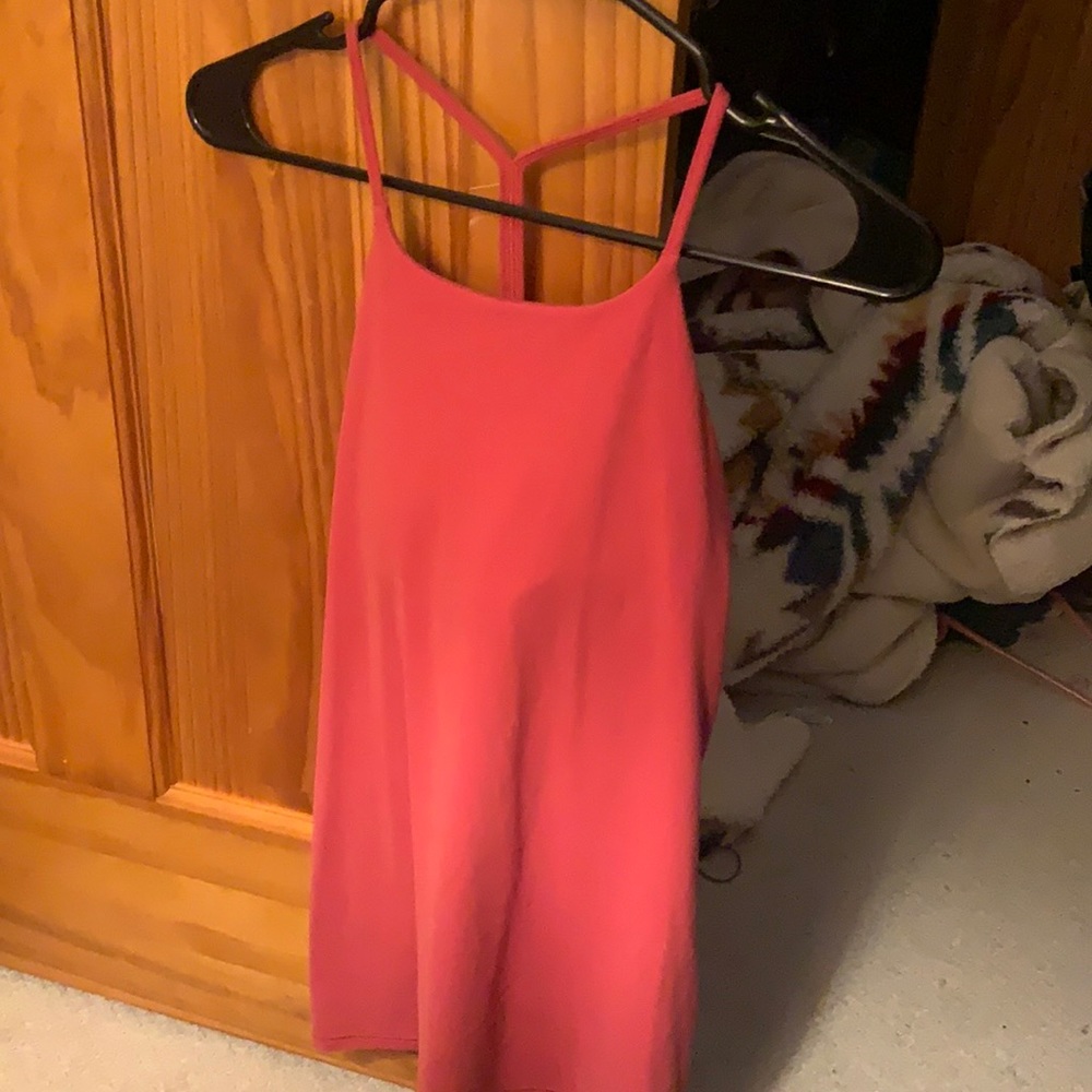 Lulu Lemon tank.